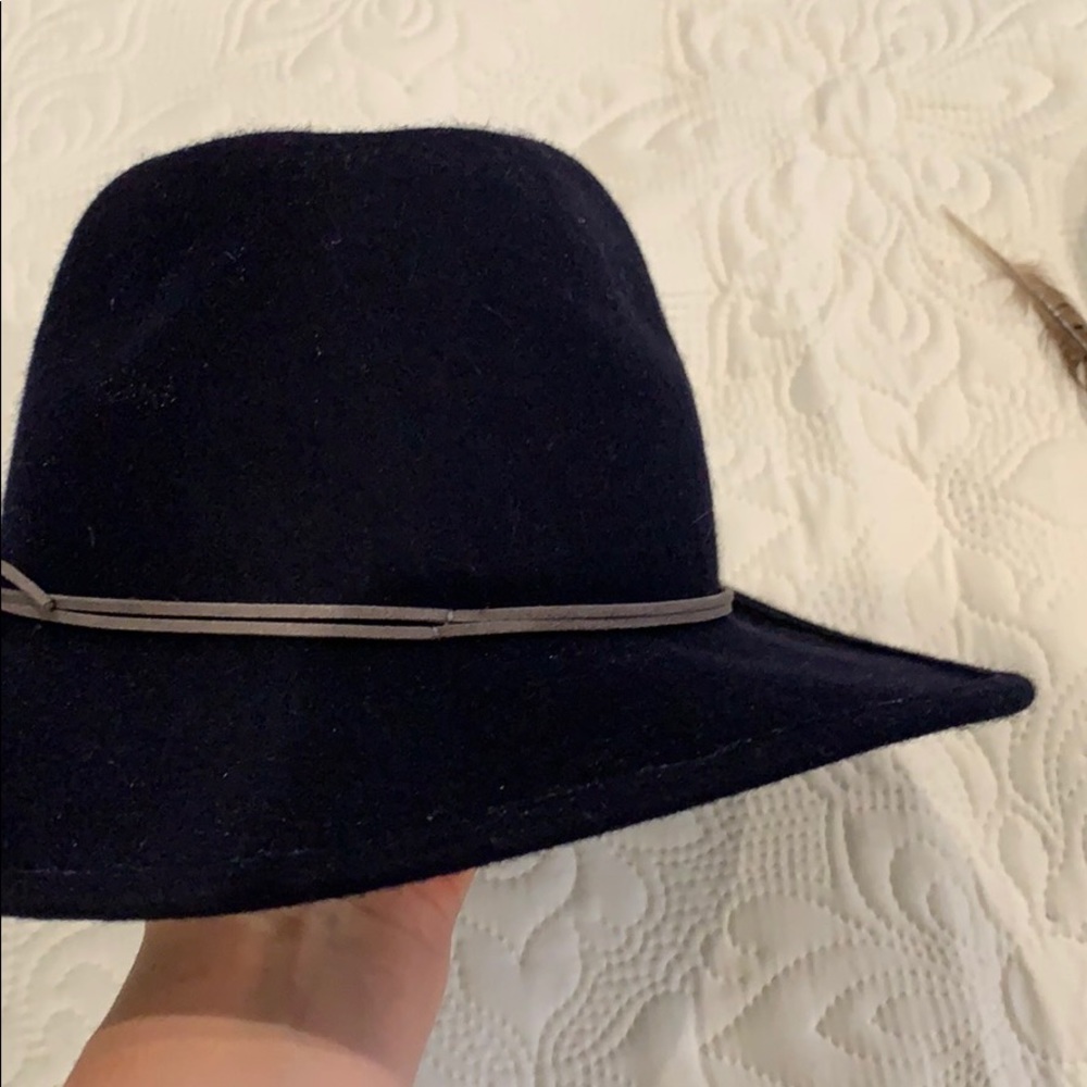 Hat - Picture 2 of 3